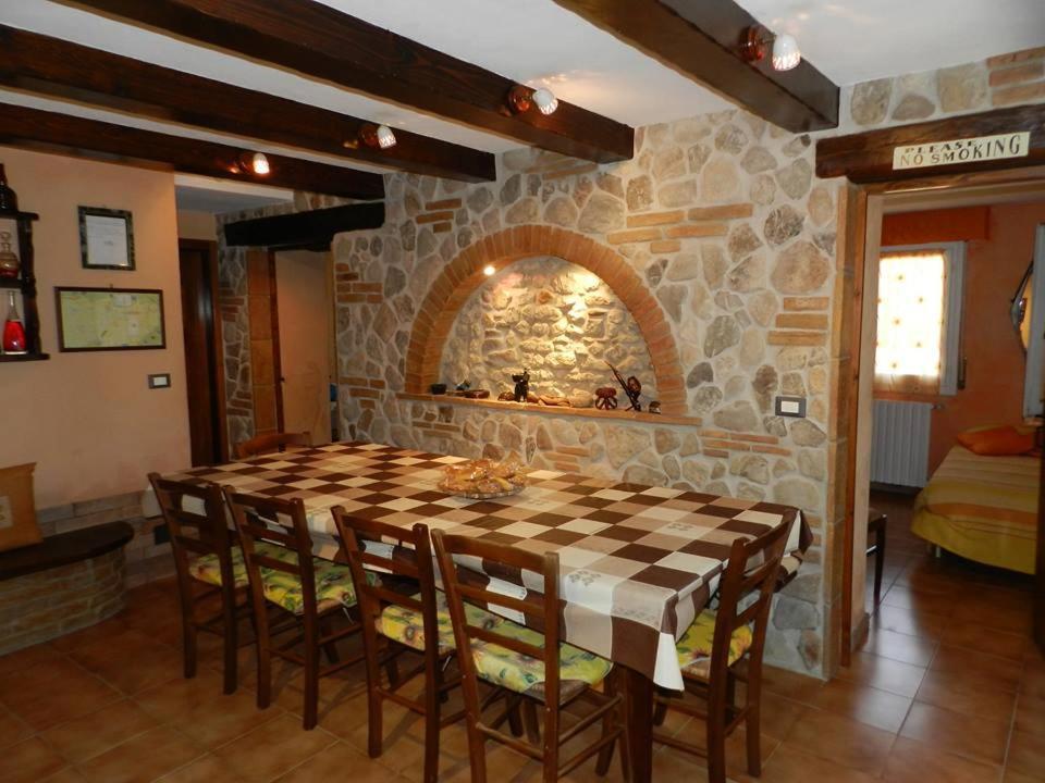Il Cantinoccio B&B Cerasolo Екстер'єр фото