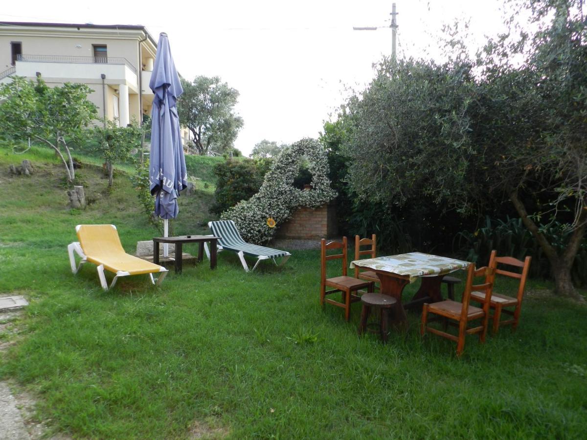 Il Cantinoccio B&B Cerasolo Екстер'єр фото